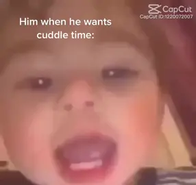 Cutiee HAHAHA #mwa #kiss #baby #sweet #pov #cuddle #foryoupage #fyp