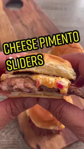 Slide into the weekend with some cheese pimento #slidersunday #cheesepimiento #pimentocheese #sliders #burgers #EasyRecipe #4thofjuly2022 #america #filipino #filipinofood #pinoycooking #sarap #masarap #kingshawaiian