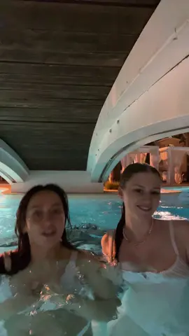 das waren wir um 1:30 uhr @nastasiaolszewski @jzrmainee