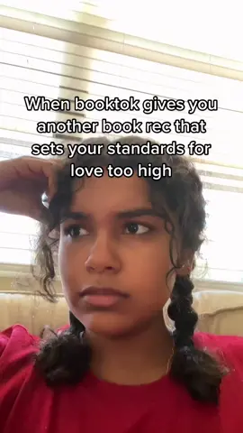 comment your fave fictional crush!! I think mine is Aaron Blackford 🥰 #romancebooks #romancebooktok #romancebookrecs #smuttbook #smut #aaronblackford #thespanishlovedeception