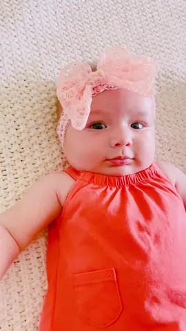 Happy 3 months Bella 🧡 #happy3months #بيلا #foryou #fypシ #babygirl #babiesoftiktok #طفلتي_فرحتي_الأولى #bella #trendy #myworld🌍 #انت_تغنيلي_عليها_عيون👀♥️