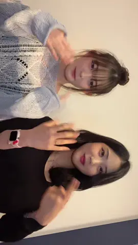 같이 찍을 친구 태그하기!! #fyp #04