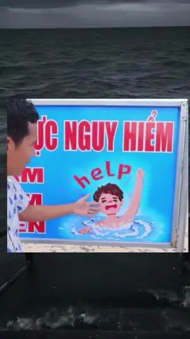 Đang định tắm biển #meme #lamvlog