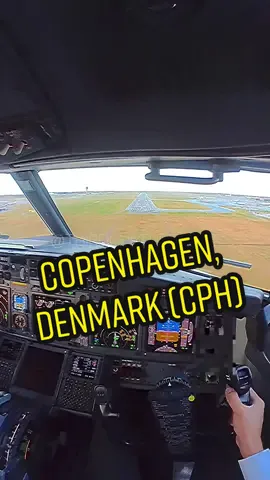 Reply to @f0rzyzz here you go! Which airport next? Follow and comment below!✅✈️ #thirdculturepilot #pilotsoftiktok #aviation #pilot #boeing #pov #landing