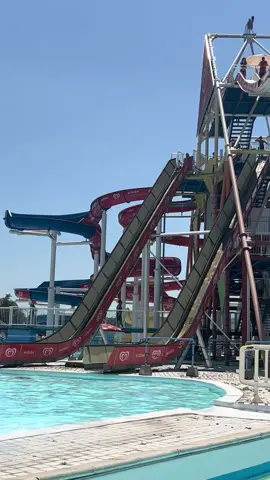 Quando @Luigi Deliso538  DECIDE DI SVUOTARE LA PISCINA🛫#swimming #bomba #viral @lucaspreaa @ilmaro530 @riccardoinsalaco @fabietto100 @vale03valebardho @real_crocodile_milano