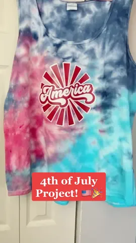 Happy 4th of july amigas! 🇺🇸🎉 heres this fun tie dye project i did for you guys💜 #htv #tiedyetutorial #4thofjulyproject #cricutmade #siserhtvvinyl #cricutforbeginners #crafters #layeringhtv