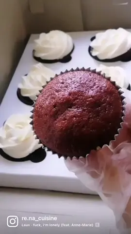 #fypage #cakedecorating #cupcake #cupcakedecorating #weddingcupcakes