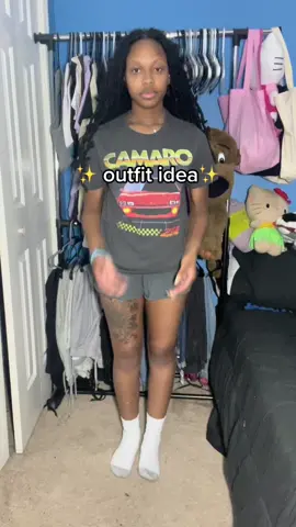 outfit idea #fashion #woman #womensfashion #women #outfit #outfits #clothes #sneakers #sneakerhead #nike #fyp #foryoupage #jordan1 #jordan #jordans #red #black #bred #trending #Love #follow #followme #viral #viralvideo