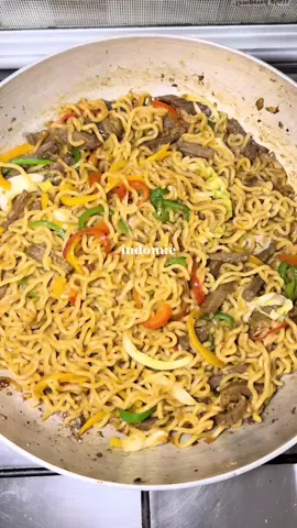 i’m curious to know what your favorite dish to cook is, let me know in the comment section :) #naijafoodie #icancook #EasyRecipe #nigerianfood #fyp #foryoupage IB: @_iyore