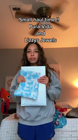 Small jewelry haul 🥳 #PlutoTVIsFree #haultime #jewleryhaul #SmallBusiness #fyp @lizzysjewels @puravida