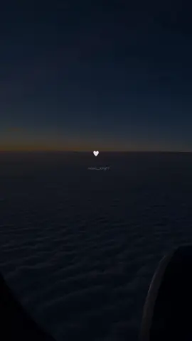 ¿Puedo pasar el resto de mis días aquí?🤍 (síganme en mi cuenta de respaldo @music_king0.2 gracias por su apoyo💓) #lockedoutofheaven #brunomars #amor #novios #videosparadedicar #fyp