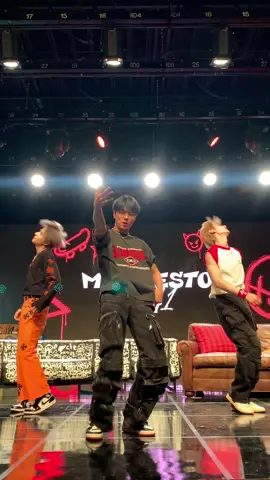 엔하이픈 마음 속으로 드루와드루와😎 #ENHYPEN #JAY #JAKE #SUNGHOON #FuturePerfectChallenge #FuturePerfect #PasstheMIC