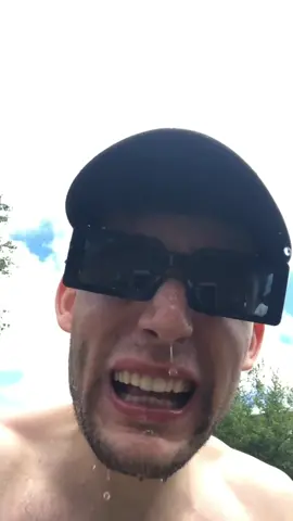 That sun is hot #fyp #comedy #joke #prank #begees #hot