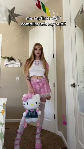 u like my backpack? wait till u see whats in it😌 #PlutoTVIsFree #lgbt #hellokitty