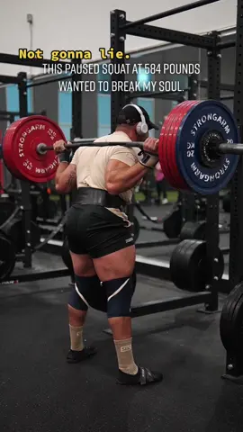 My soul almost broke… #fyp #squats #powerlifter #GymTok #fitnesstips #PlutoTVIsFree #foryou #breakmysoul