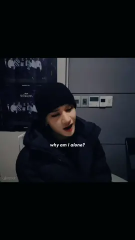 Anyone can relate? bcuz I can right now.   ㅠㅠ #bangchan #chansroom #day6 #ineedsomebodyday6 #changbin #velochanity #christopherbang #스트레이키즈 #straykids
