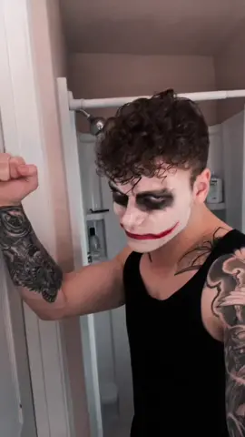 Common batman i have a joke to tell 🃏