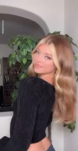 @Redken’s acidic bonding concentrate intensive treatment is my new 5-min lifesaver 🤍 #AcidicBondingConcentrate #RedkenGorgeous #RedkenPartner