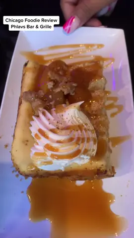 I finally made it to Phlavs yall. It was 🔥 #chicago #Foodie #summertimechi #FYP #blackgirltiktok #foodtiktok
