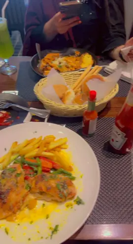 #guess the place? #foryou #viral #foodporn #foodies #bestsnap #beingsheikhshaban #billionaireboyspakistan