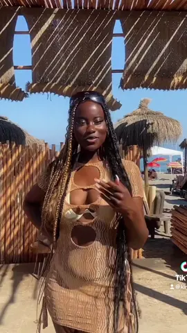 outfit check in marbella🤍