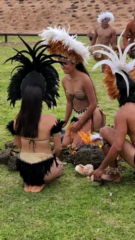 Presentación Estudiantes Liceo Aldea Educativa Rapa Nui - Te Tomo Hanga o te Ariki ko Hotu Matu'a 2022 #indigenous #Rapanui #polynesians #polynesiandance #moai #pacificislanders