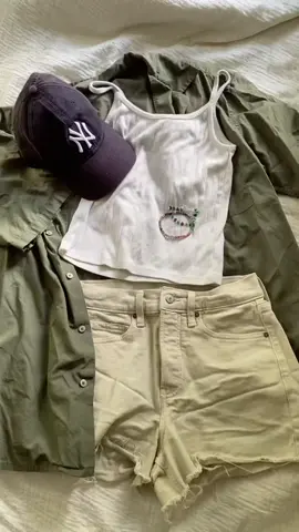 and im back ;) #outfitinspo #Summer #tsitp #fyp #foryou