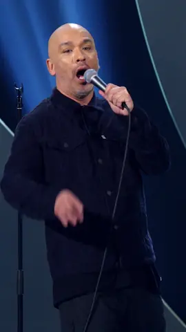 How many A’s can you fit in a Hawaiian street sign? #jokoy #standup #comedy