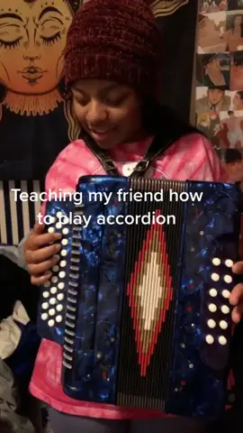 Now ms girl #acordeon #accordion #mexicantiktok #musico #kansascity #Cumbia