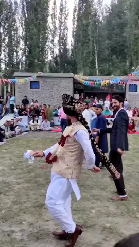 #ertugrul #traditional #dance #wedding #culture #gilgitbaltistan #gilgit #hunza #hunza_valley #foryou #foryoupage #viralvideo #viral #trend #fyp #fypシ #dancelover