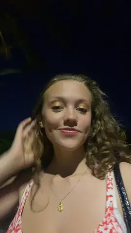 @cafeconlatte @nellywehbe  @capucinetefra @adele.gcr #bcn #fyp #mosquitoe #Summer