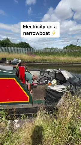 Electricity on a narrowboat ⚡️#electricty #solarenergy #narrowboat