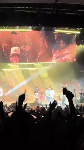 Been a rough start to my July, but i know its going to have a better ending 🫶🏽✨ #maverickcitymusic #kingdomtour #kirkfranklin #minivlog