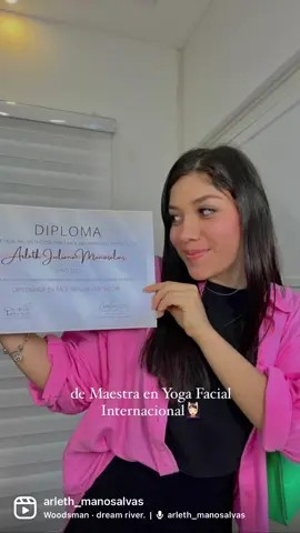 Un poquito del proceso  de mi certificación en Yoga Facial🥰💆🏻‍♀️ #guasha #fypシ #yogafacialecuador #yogafacial #certificacióninternacional
