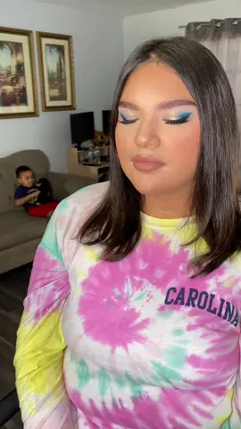 Blue & Gold Eyeshadow 🦋 makeup by me. #blueandgoldeyeshadow #blueyes #blueeyeshadow #houstonmakeupartist #makeupbyme #prommakeup #mua #promakeup #quinsaneramakeupartist #houstontx #houstonmua #houstonmakeupartist