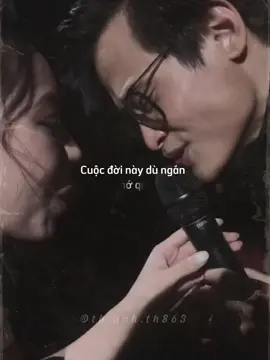 Thiệt là ngưỡng mộ cái chị trong hình ghê nơi. Chắc là kiếp trước chị giải cứu cả thế giới nhỉ?! Ahihi... còn tui thì ao ước tui săn được cái vé để được gặp Anh trong hình là tui dui dữ lắm rồi 😝#haanhtuan #hàanhtuấn #xuhuong #odaycochutunmuoi #storiiconcert