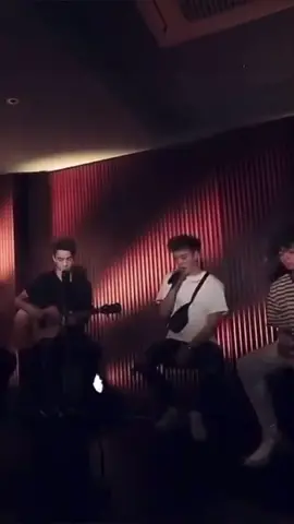 8 Letters [ Why Don’t We ] បកប្រែខ្មែរខុសត្រូវអីកុំប្រកាន់ណាអ្នកទាំងអស់គ្នា🙏🥰❤️🎶#fypシ #ធ្លាក់likeអស់ហើយ🙂💔 #fyp #12345678910_vin #គិតមុននឹងធ្វើ #foryou