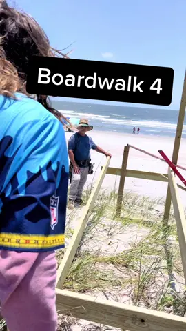Boardwalk 4:20 #PrimeDayDreamDeals #artpentry #fypシ゚viral #paratii #carpenter #quality #work #construction #beach #boardwalk