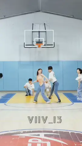 tentei fazer dessa rainha 🛐 #trend #chungha #dance #play #pravoce #fy