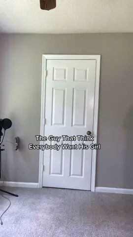 The guy that think everybody want his girl🤦🏽‍♂️ #earrien #Relationship #girl #mad #movienight