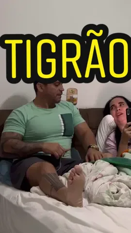 Coloquei uma música pra esquentar o clima