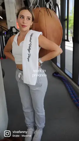 VIVAMVP for 10% off @Modest Vintage Player (MVP) #PrimeDayDreamDeals #vivamove #mvp#modestvintageplayer #content #fyp#foryourpage#foryoupage#gymmotivation #miami #boxing #Fitness #onlinetrainer #massive #drake #vivafanny