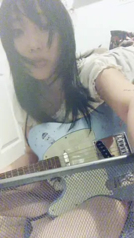 String me along wrap me round ur finger want u to tear me apart rip out my heart n eat it ill pour my bl00d in a glass why dont you take a sip ill lick it off your lips and love you forever and ever and ever and ever