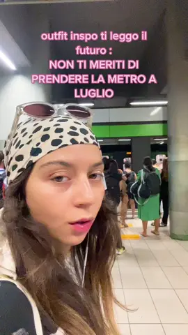 non mi merito la metro alle 8 di mattina del 15 luglio #amonoi #worklife #showroom #grwm #fashion #milan #fitcheck #fyp #perteeee #cringe #guilty #fypシ