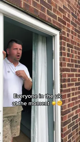 Typical british heat nightmare #hot #britishweather #sweating #funny #truth #relatable #toowarmforme #Summer #heat #mood #fyp #wiltshireboy82