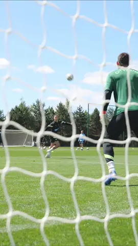 ‘Ave it!! Feels so good to be back 💪 @mancity #football #fyp