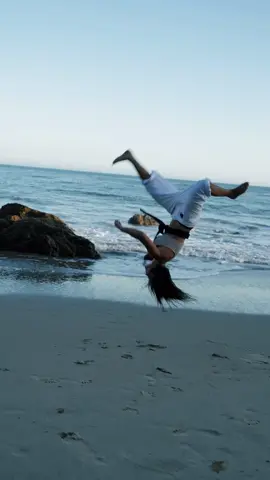 beach flippies 🥋 #TheATHREATLeague @athreatleague  #martialarts #fyp
