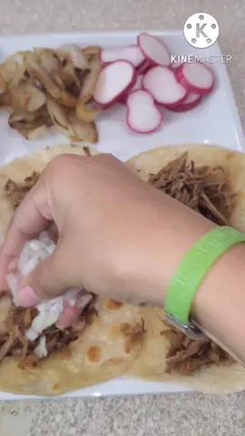 Tacos de cerdo🤤 #hondurasjackyrecetas #hondurasjacky #recetashondureñas #honduras #Receta #elsalvador #mexico #usa #guatemala #paravos #504 #latinos #fypシ #catrachos #parati #viral #tacos