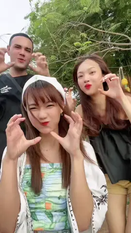 มั่วเกินปุยมุ้ย 🤣 @cardncyn @myggigyy #eiweiwtheglassgirls #theglassgirls #tgg #ซ้อก้าดใจป๋า #จีจี้ชายไทย