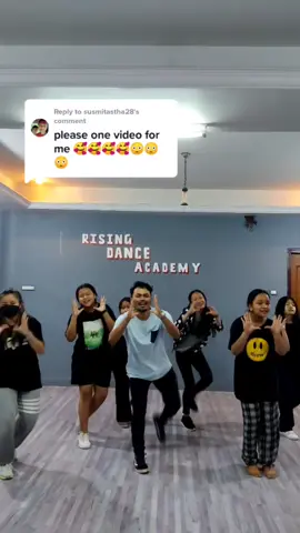 Replying to @susmitastha28 arubpani koe xa..#risingdanceacademy #dance #foryoupage #fouryou